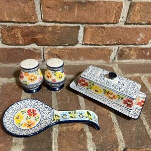 Gibson Elite Handpainted Ceramic Dish